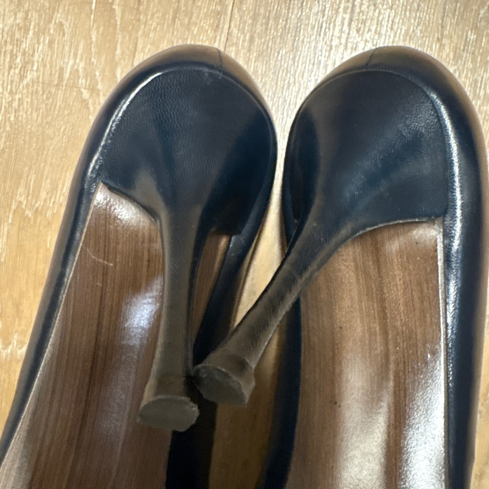Stuart Weitzman 12W - Picture 8 of 8
